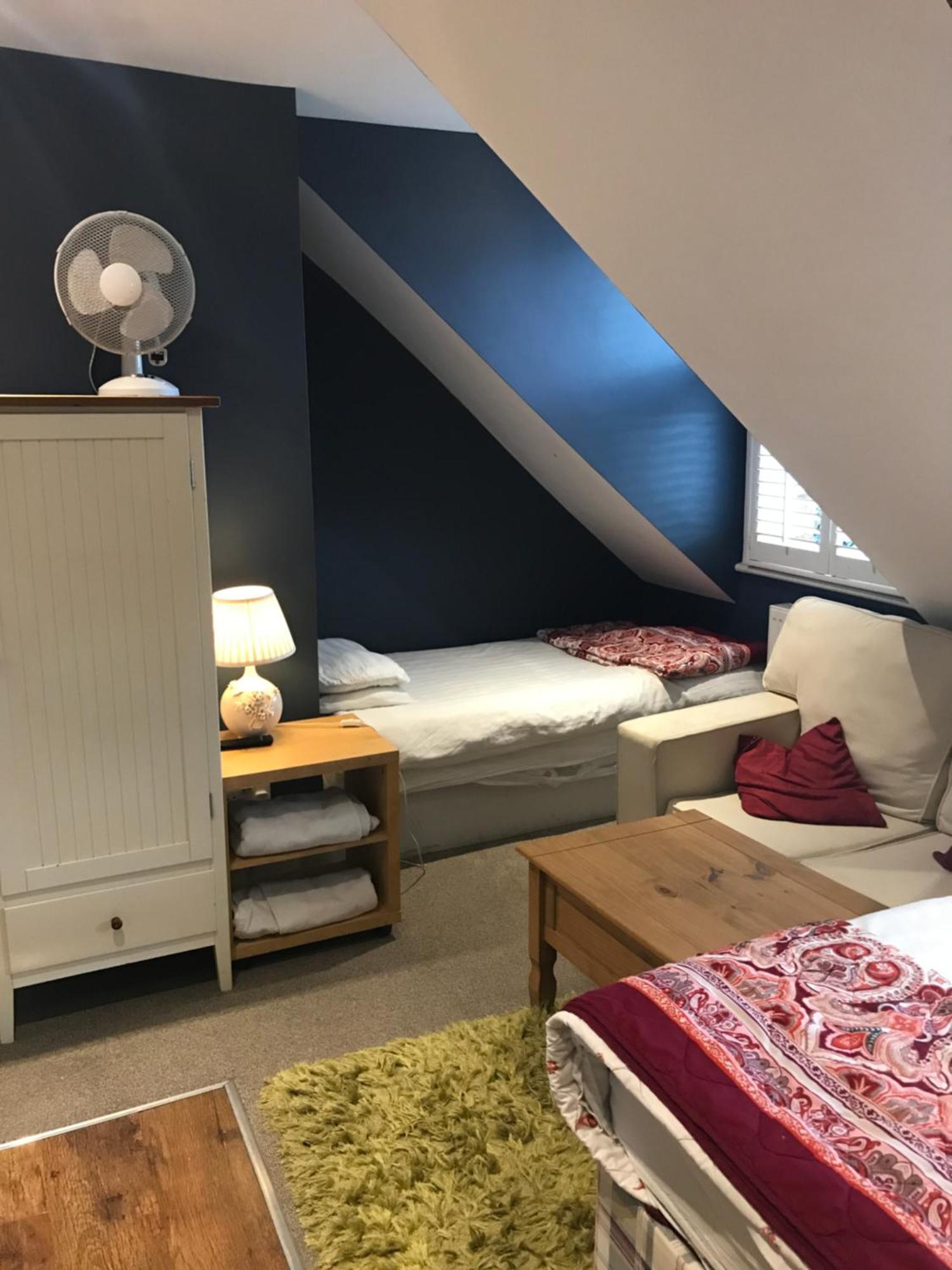 Acacia Villas Guest House Guildford Ngoại thất bức ảnh
